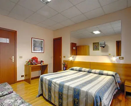 Hotel Urbis Rzym