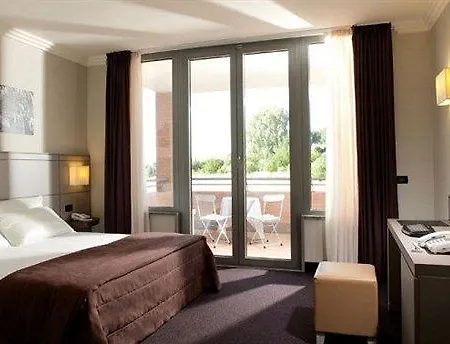 Ardeatina Park 4*