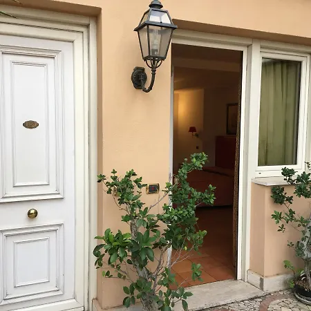 Quadrifoglio Eur 3* Rome