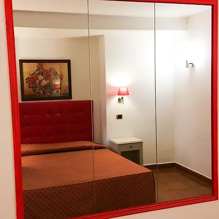 Quadrifoglio Eur Hotel