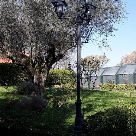 Aparthotel Casale Mostacciano