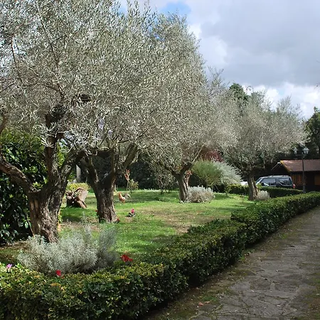 Casale Mostacciano Aparthotel 3*