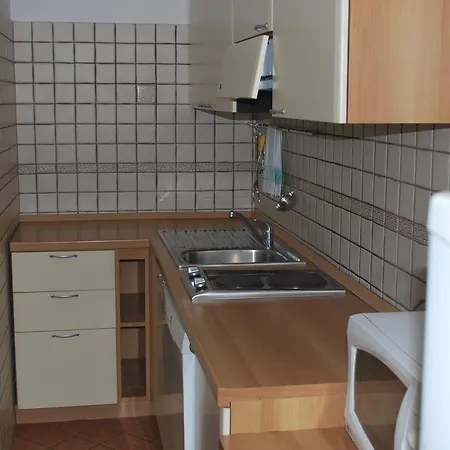 Casale Mostacciano 3*