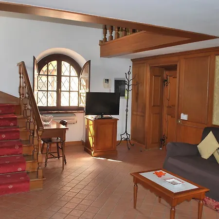 Casale Mostacciano 3*