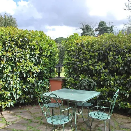 Aparthotel Casale Mostacciano Rome
