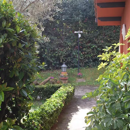 Casale Mostacciano 3*