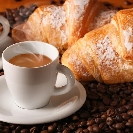 Maison Flaminio Couette-café 4*