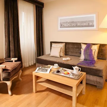 Piccolo Borgo 3*