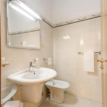 Hotel Gea Di Vulcano 3*