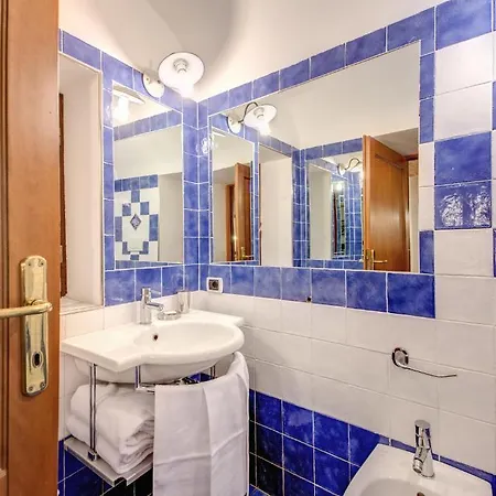 Hotel Gea Di Vulcano 3*