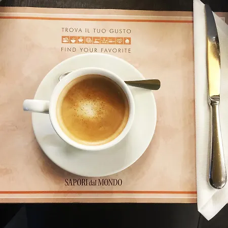 Hotel A.roma Lifestyle 4*