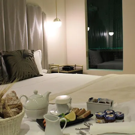 Torre Argentina Relais - Residenze Di Charme בית הארחה 3*