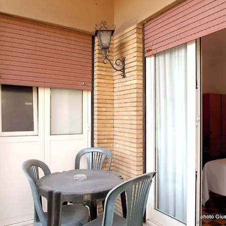 Nova Domus Aurelia 3* Rzym