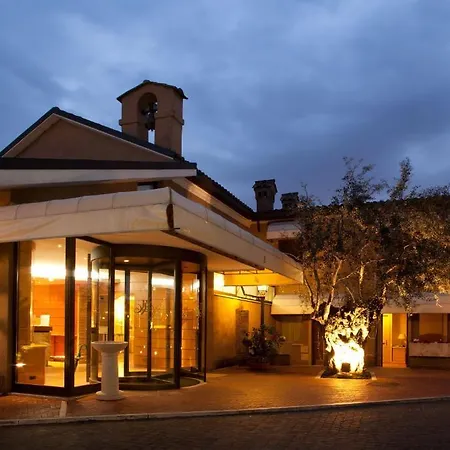 Piccolo Borgo 3*