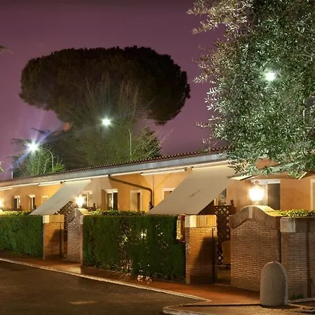 Piccolo Borgo Hotel 3*