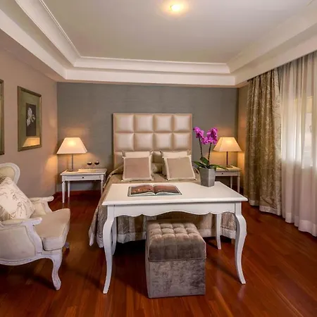 Piccolo Borgo Hotel Rome