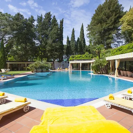 Veientana Villa *