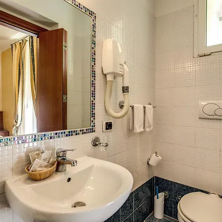 Maryelen 2 Hotel