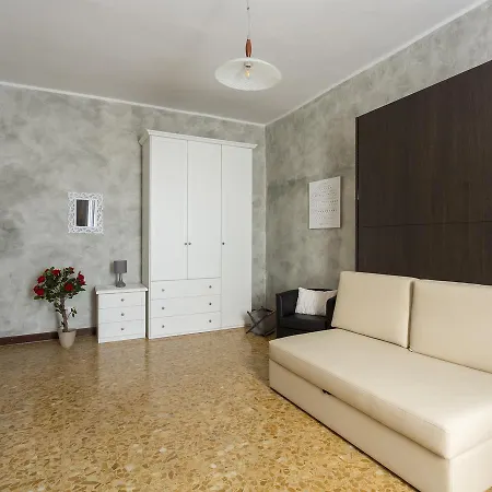 Napoleone Holiday Apartment *
