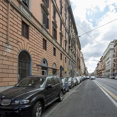 Napoleone Holiday Apartment Rome
