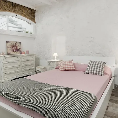 Awesome Duplex In Campo De' Fiori Area