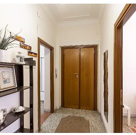 Emi House San Giovanni , Intero - 80 Mq * Rome