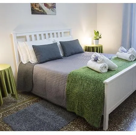 Apartment Emi House San Giovanni , Intero - 80 Mq *