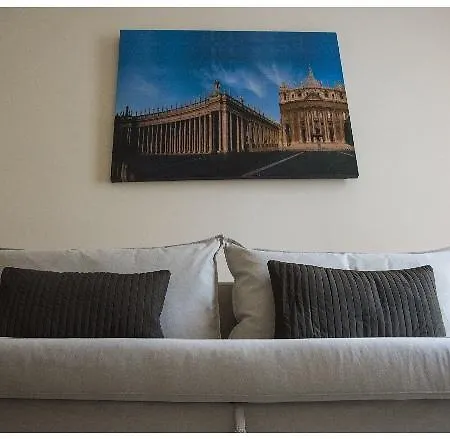 Apartment Emi House San Giovanni , Intero - 80 Mq Rome