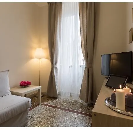 Emi House San Giovanni , Intero - 80 Mq Apartment *