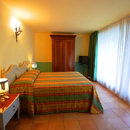 Relais La Canfora Guest house Rome