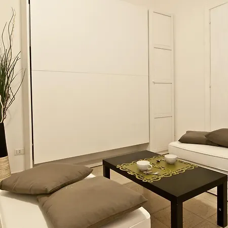 Apartment Piazza Risorgimento Rome