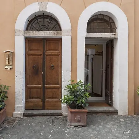 Monolocale Con Piscina A Trastevere * Rome