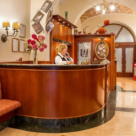 Assisi Szálloda 3*