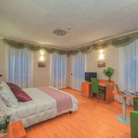 Ele Park Pamphili 4* Rome