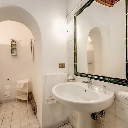 Piazza Navona Apartment