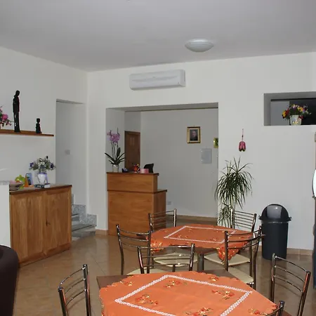 Casa Per Ferie Beato Rosaz Guest house 3*