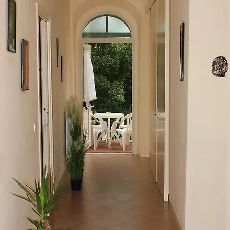Guest house Casa Per Ferie Beato Rosaz Rome