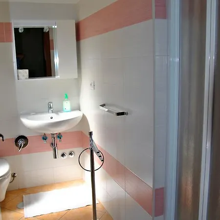 Casa Per Ferie Beato Rosaz 3*