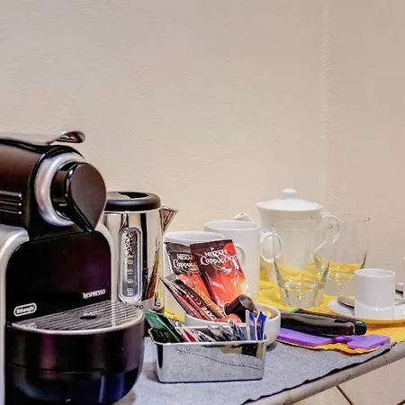 Alojamento de Acomodação e Pequeno-almoço Residenza Torre Colonna