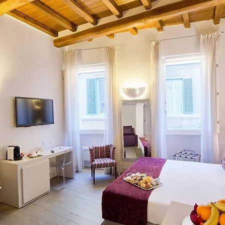 Trevi Palace Luxury