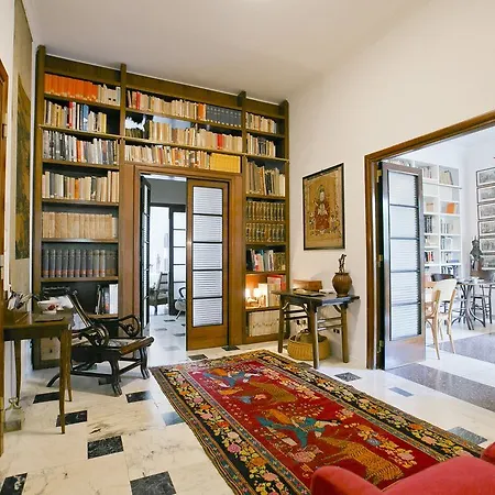 Aventino Orange Garden Bed & Breakfast 2*