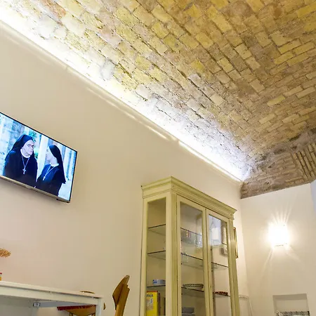 Gli Scipioni Bed & Breakfast