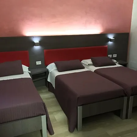 Center 2 Hotel 3*