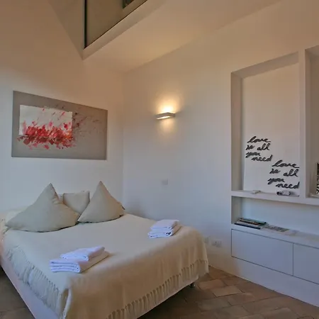 San Teodoro Apartment *