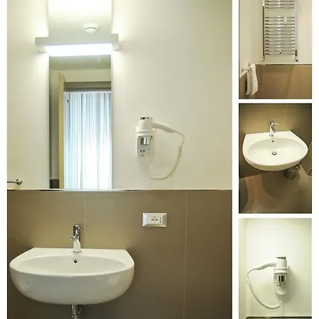 Carini 58 2* Řím