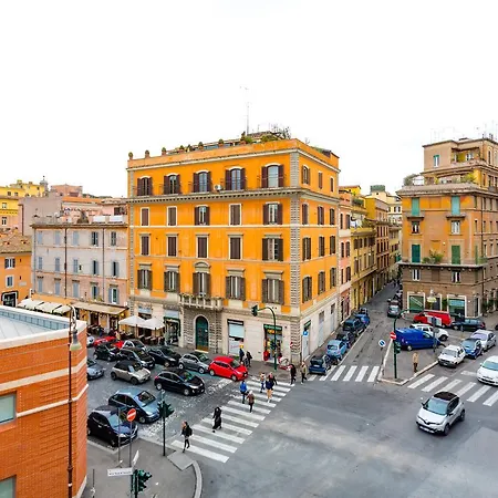 Bq House Castello Luxury Bed and Breakfast 2*