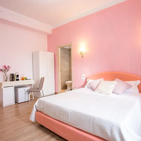 Bq House Castello Luxury Bed and Breakfast 2*