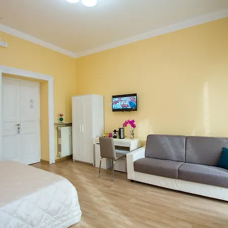 Bed and Breakfast Bq House Castello Luxury 2*