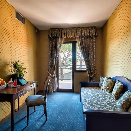 Hotel Park Blanc Et Noir Rom
