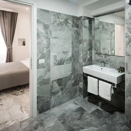 Guest house Vinci House 3*